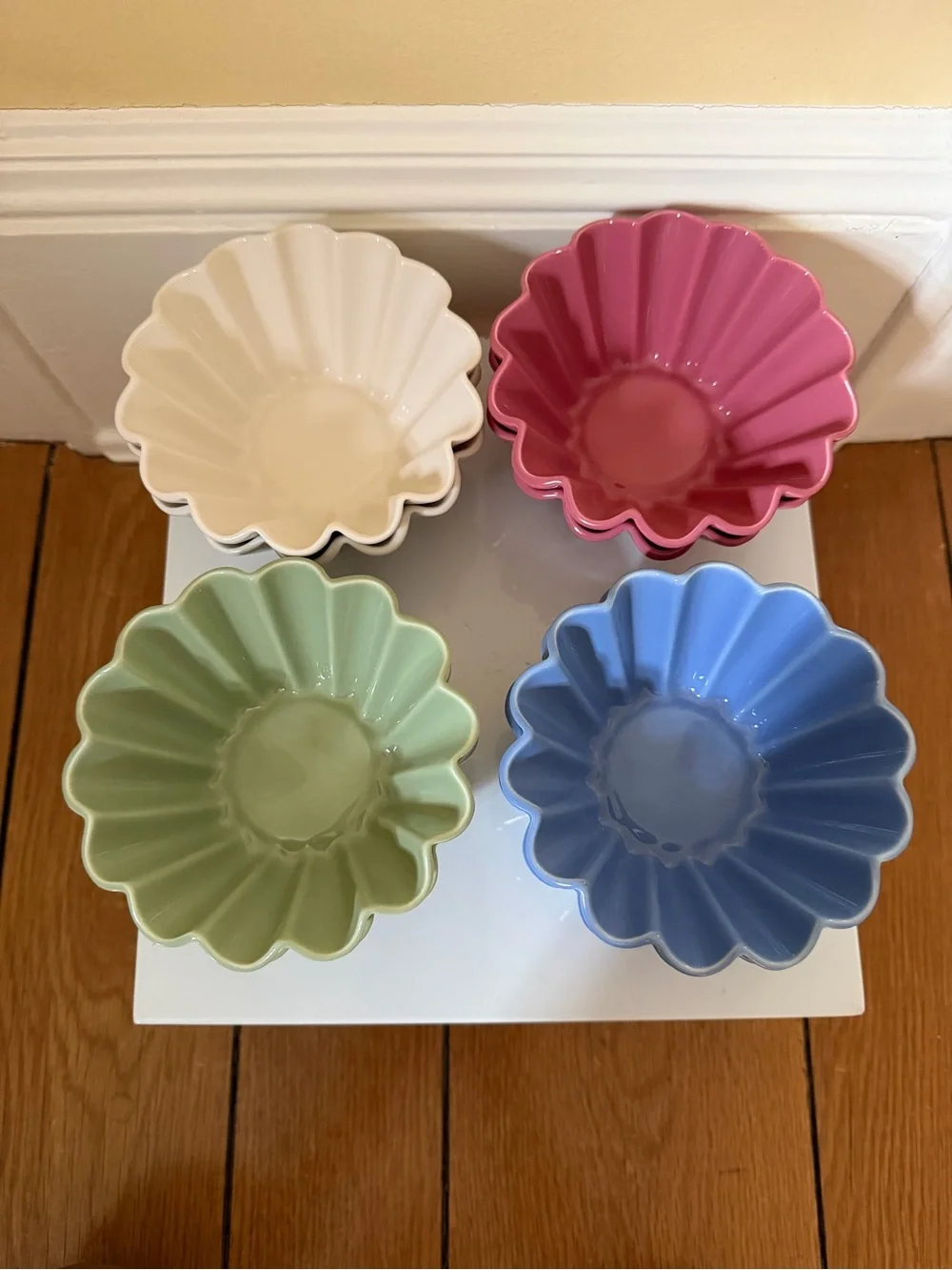 King Arthur Flour multi colored fluted dessert ramekins / bowls set of 8 NWOT